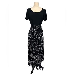 Black And White Floral Joseph Ribkoff Accordion Pleat maxi Dress